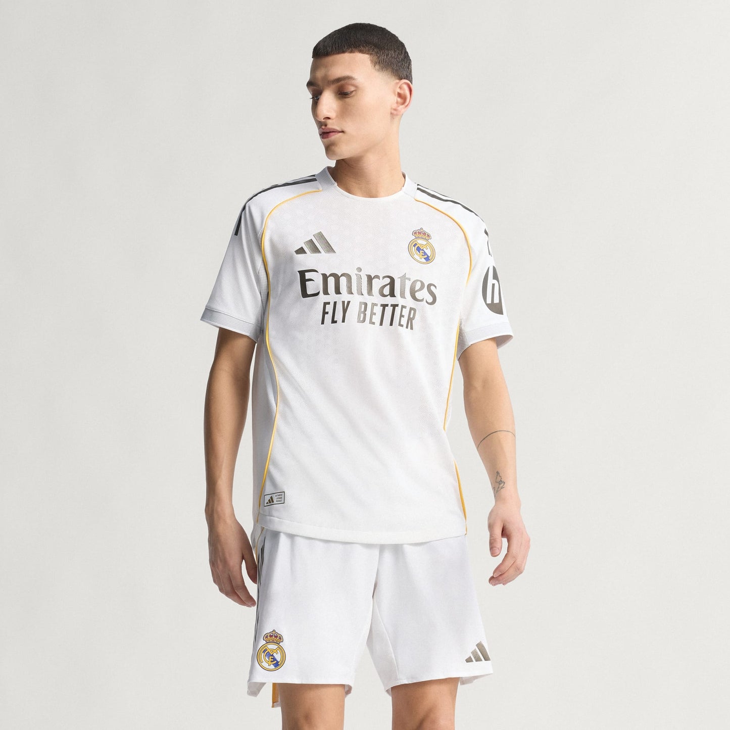 Real Madrid 2025/26 Home Men’s Soccer Jersey Player Version