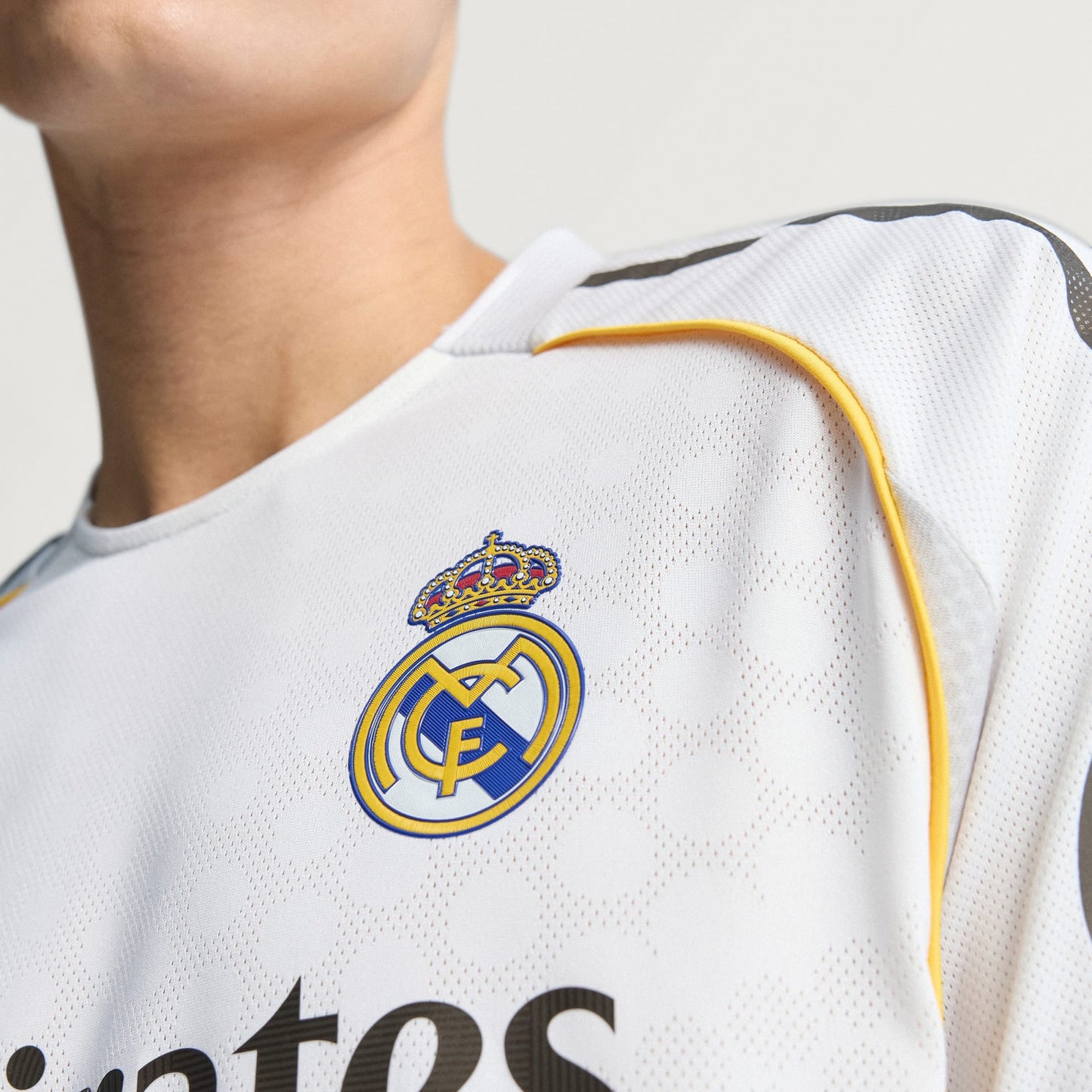 Real Madrid 2025/26 Home Men’s Soccer Jersey Player Version