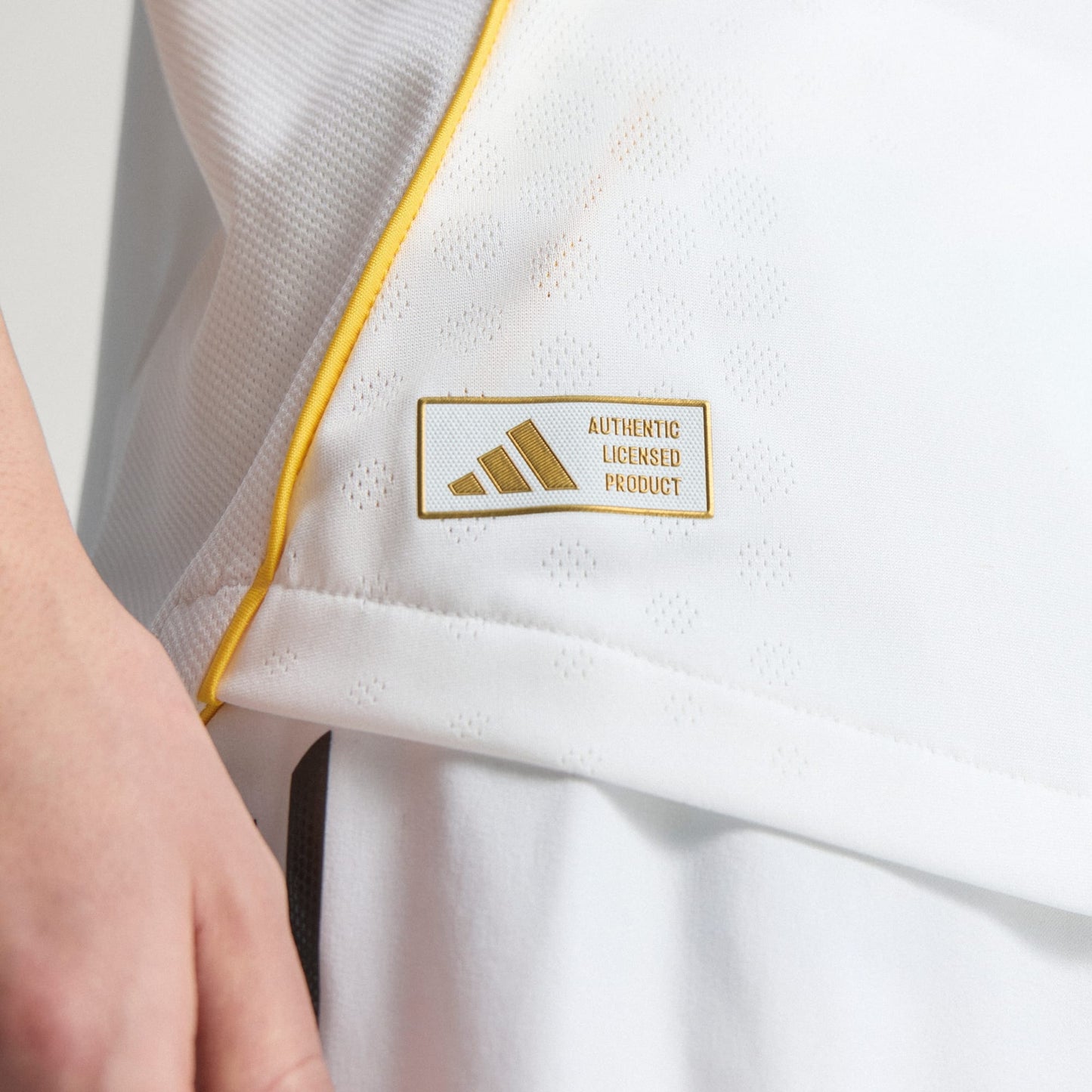 Real Madrid 2025/26 Home Men’s Soccer Jersey Player Version