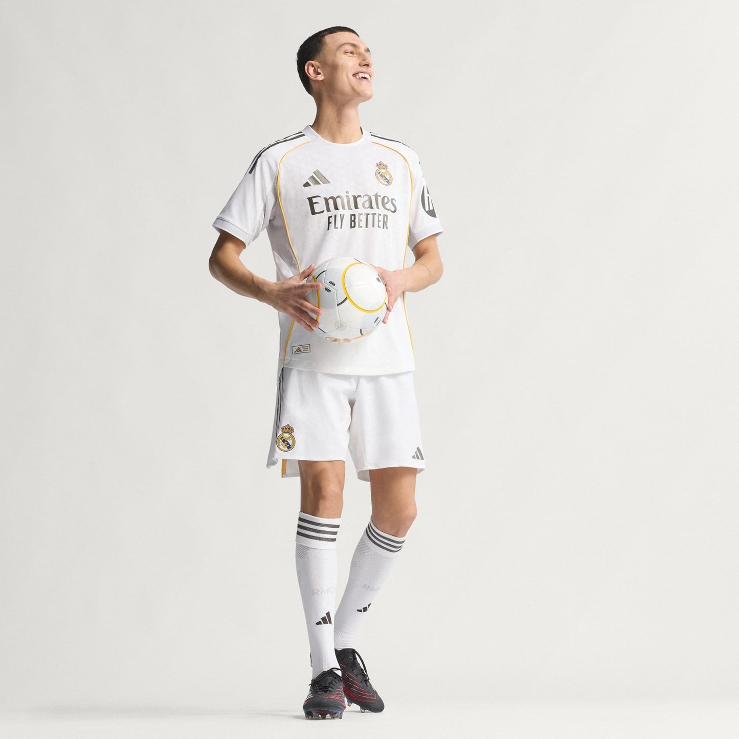 Real Madrid 2025/26 Home Men’s Soccer Jersey Player Version